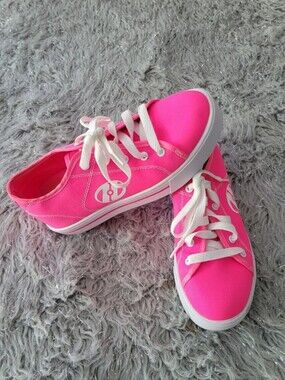 NEW Heelys Womens Girls Roller Skate Shoes Hot Pink White Canvas Sneakers 5